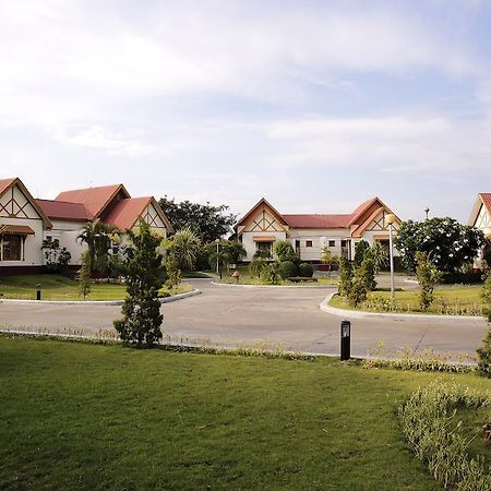 Myat Taw Win Hotel Naypyidaw Camera foto