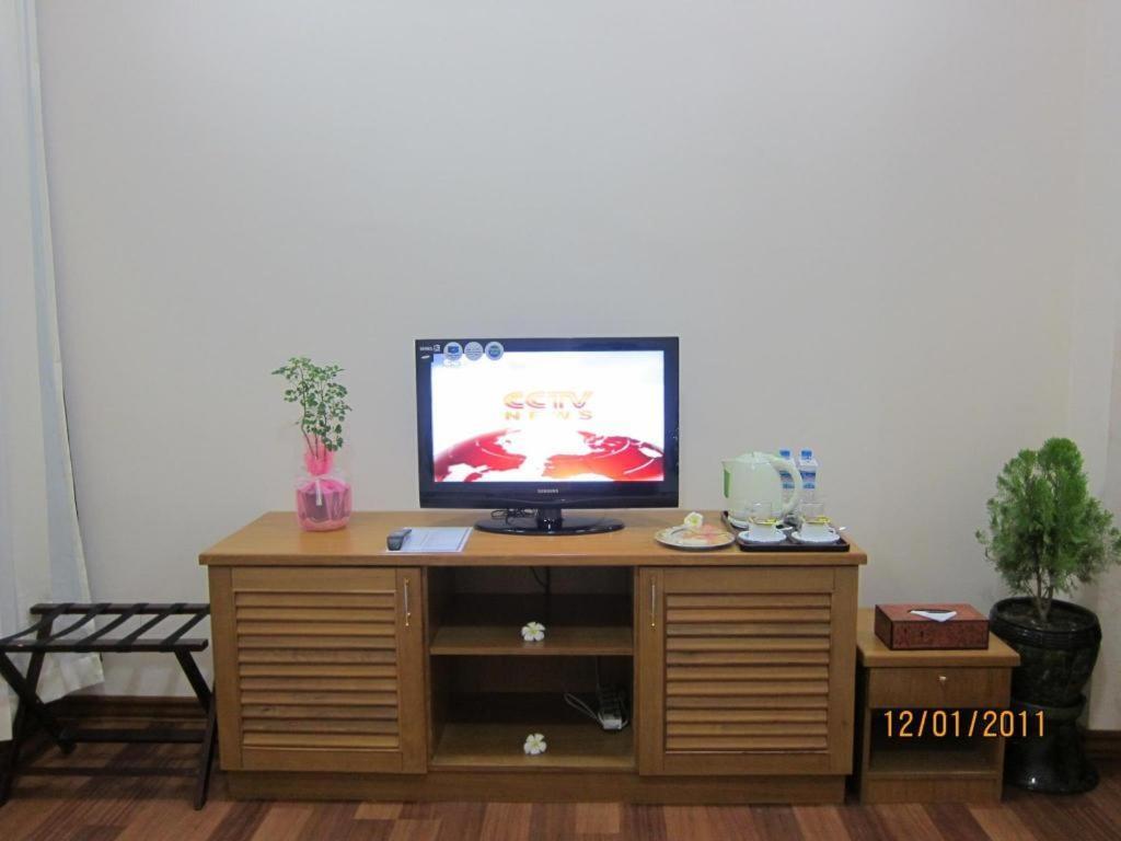 Myat Taw Win Hotel Naypyidaw Esterno foto