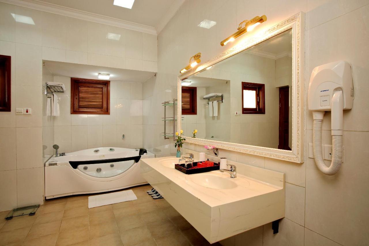 Myat Taw Win Hotel Naypyidaw Esterno foto